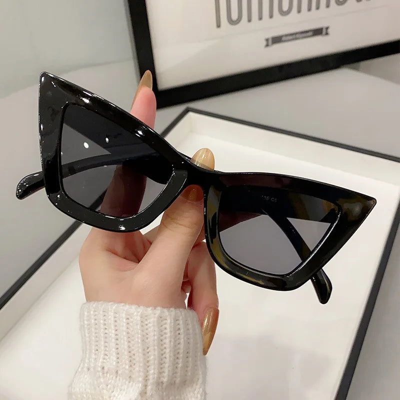 Véla Retro Sunnies