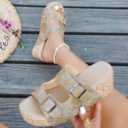 Solène Wedge Slippers