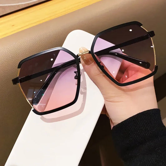 Solaire Oversized Sunnies