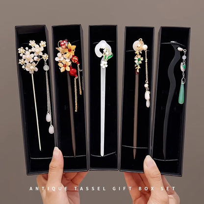Isabelle Durand Hair Clips