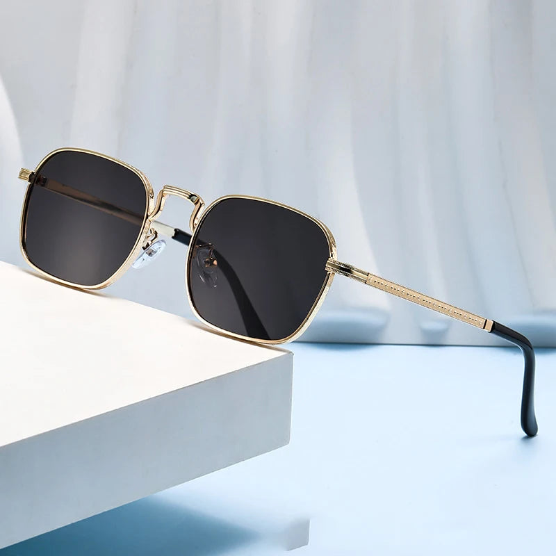Auray Retro 2006 Sunnies