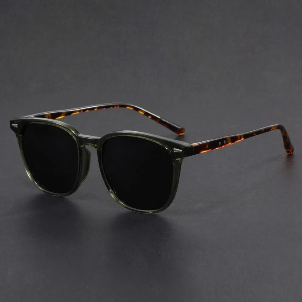Luce Nera Rays